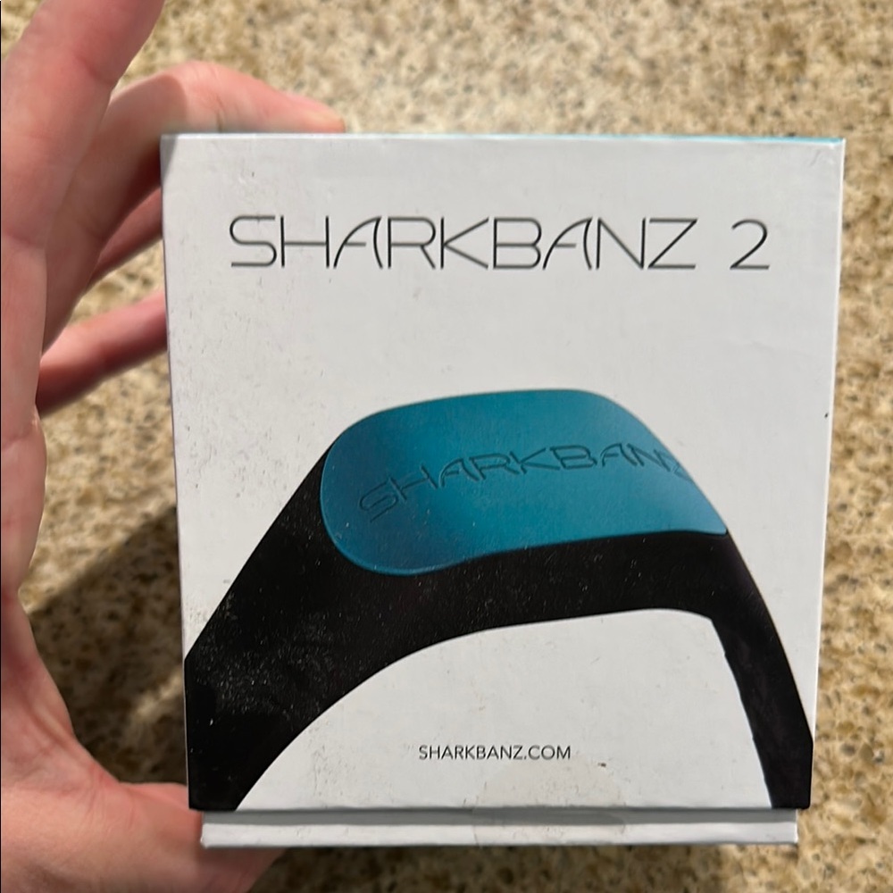 2 Shark Deterrent Band - Black and Blue